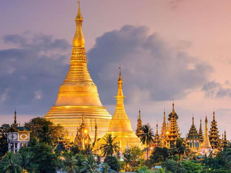 Tryp By Wyndham Yangon Hotell Exteriör bild