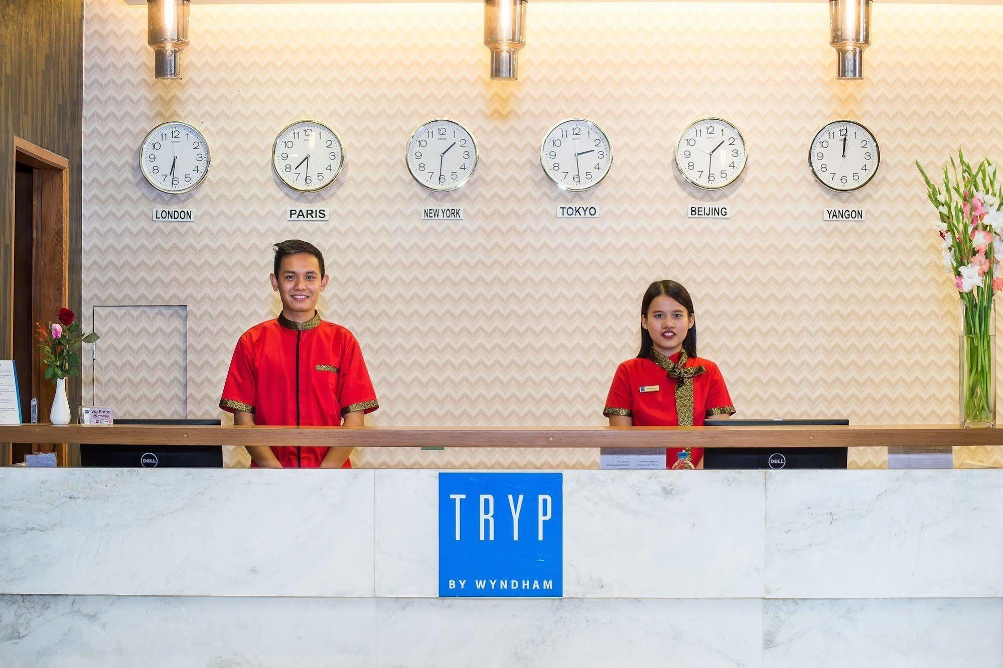 Tryp By Wyndham Yangon Hotell Exteriör bild